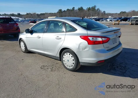 2012 Ford Focus Se из США, поврежденный, VIN 1FAHP3F2XCL124701